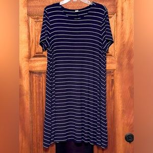 Old Navy t-shirt dress navy with white stripes